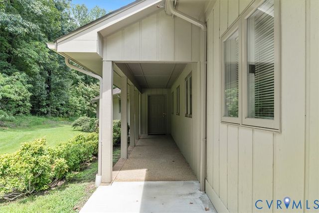 1571 Mount Vernon St, Petersburg, VA 23805