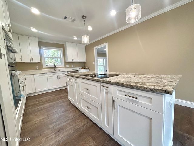 1500 Goodyear Boulevard, Picayune, MS 39466