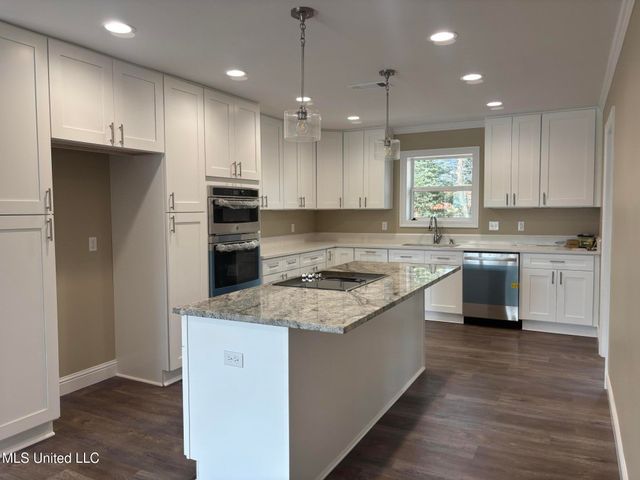 1500 Goodyear Boulevard, Picayune, MS 39466