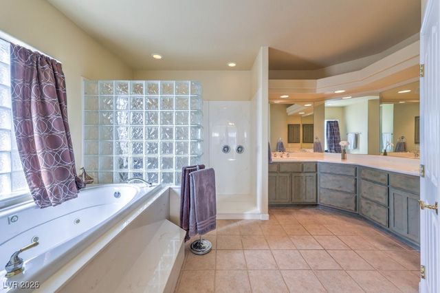 2061 Iroquois Avenue, Pahrump, NV 89048