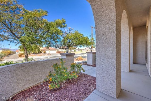 2061 Iroquois Avenue, Pahrump, NV 89048