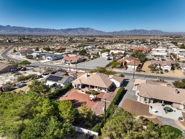 2061 Iroquois Avenue, Pahrump, NV 89048