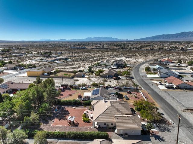 2061 Iroquois Avenue, Pahrump, NV 89048