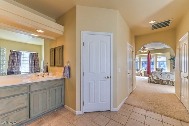 2061 Iroquois Avenue, Pahrump, NV 89048