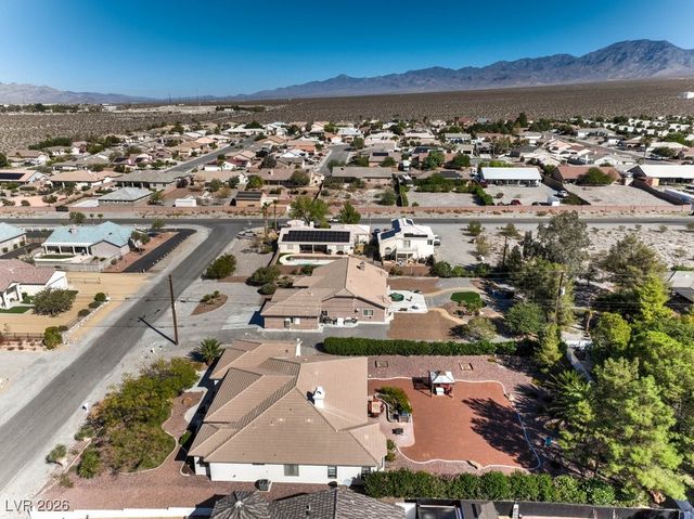 2061 Iroquois Avenue, Pahrump, NV 89048