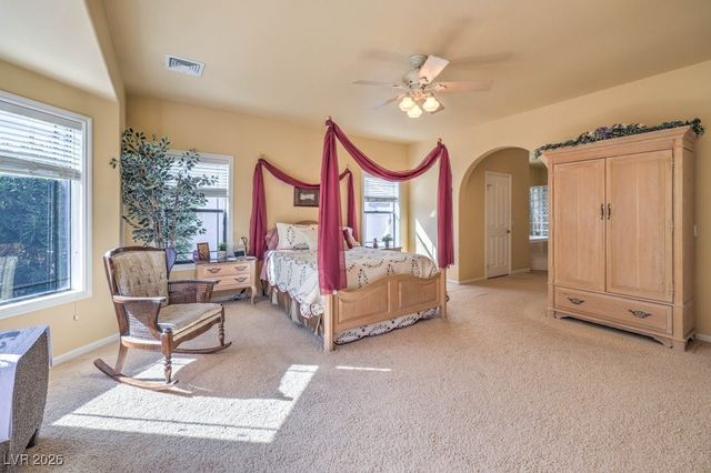 2061 Iroquois Avenue, Pahrump, NV 89048