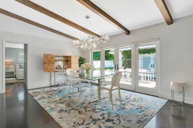 136 Worth Court S, West Palm Beach, FL 33405