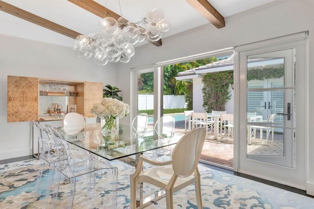 136 Worth Court S, West Palm Beach, FL 33405