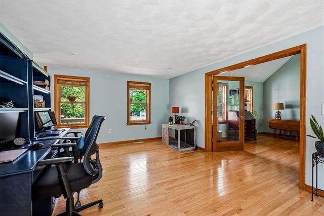 85 Karlin Road, Fremont, NH 03044