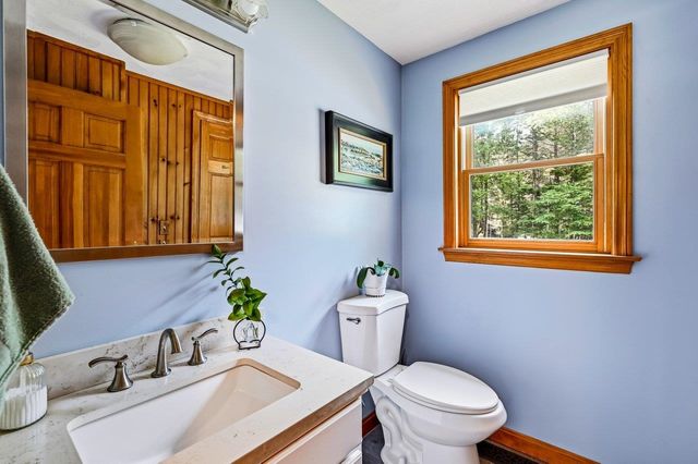 85 Karlin Road, Fremont, NH 03044