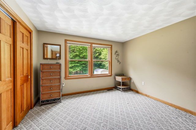 85 Karlin Road, Fremont, NH 03044