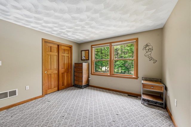 85 Karlin Road, Fremont, NH 03044