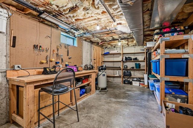 85 Karlin Road, Fremont, NH 03044