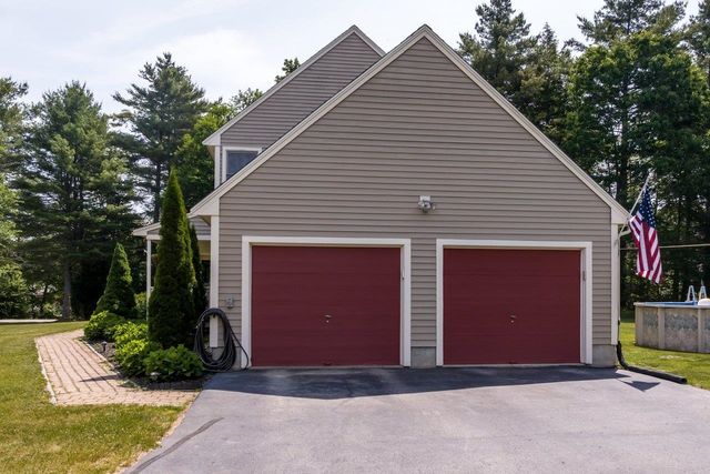 85 Karlin Road, Fremont, NH 03044