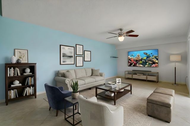 2218 22nd Way, West Palm Beach, FL 33407