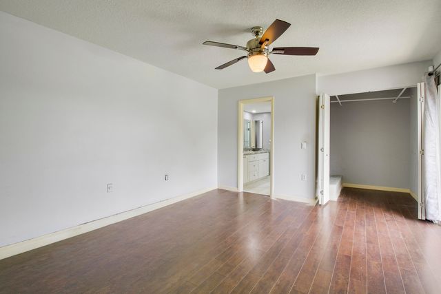 2218 22nd Way, West Palm Beach, FL 33407