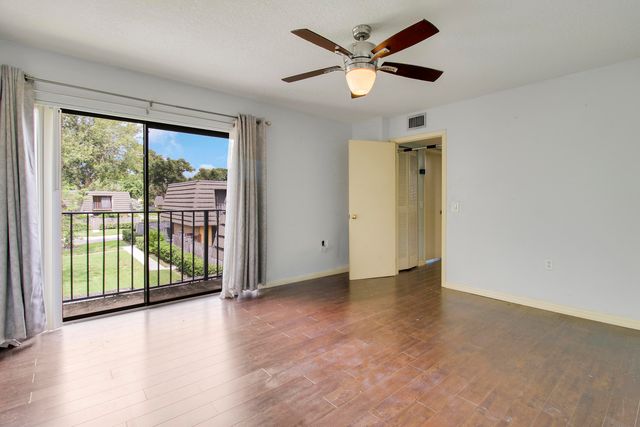 2218 22nd Way, West Palm Beach, FL 33407
