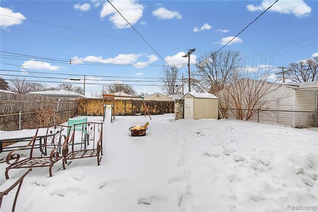 6753 Madison Street, Taylor, MI 48180