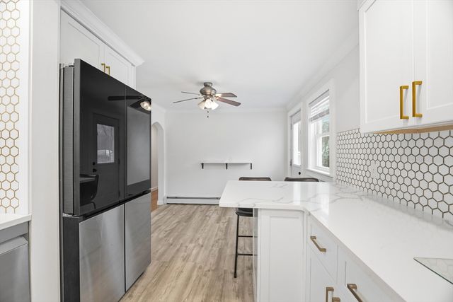 12 Bruce, Worcester, MA 01604