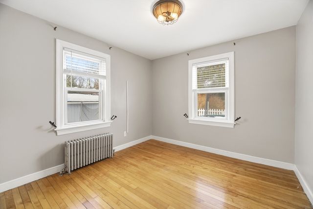 12 Bruce, Worcester, MA 01604