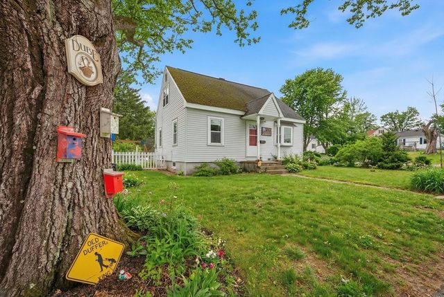 12 Bruce, Worcester, MA 01604