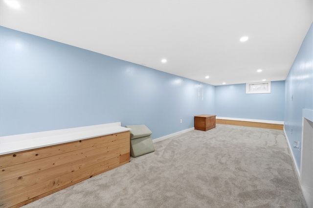 12 Bruce, Worcester, MA 01604