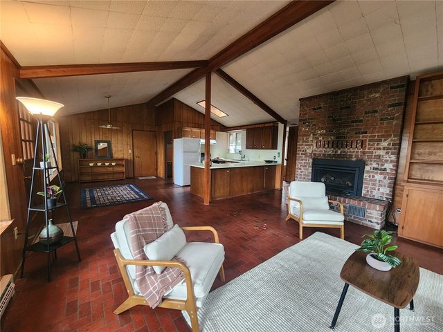 808 Woodsong Lane, Langley, WA 98260