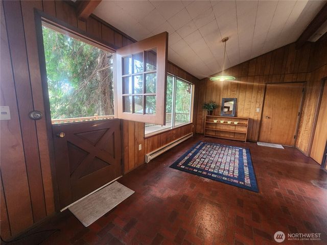 808 Woodsong Lane, Langley, WA 98260