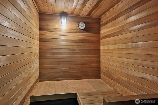 808 Woodsong Lane, Langley, WA 98260