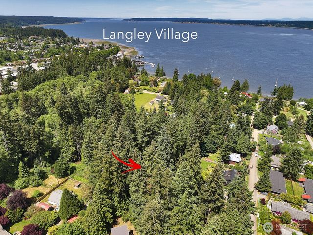 808 Woodsong Lane, Langley, WA 98260