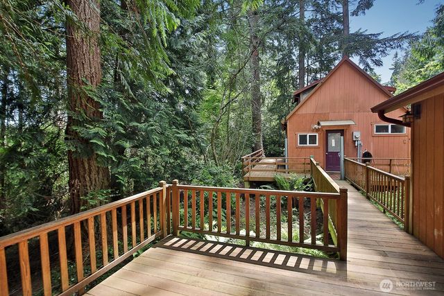 808 Woodsong Lane, Langley, WA 98260