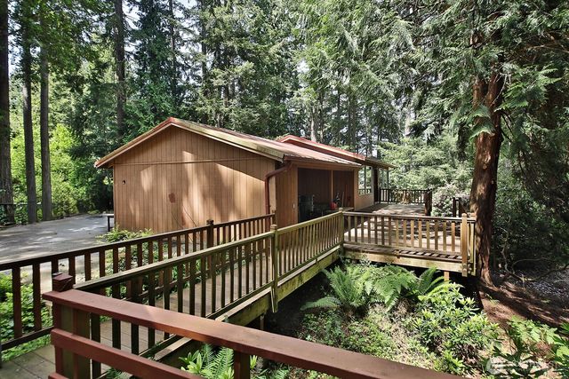 808 Woodsong Lane, Langley, WA 98260