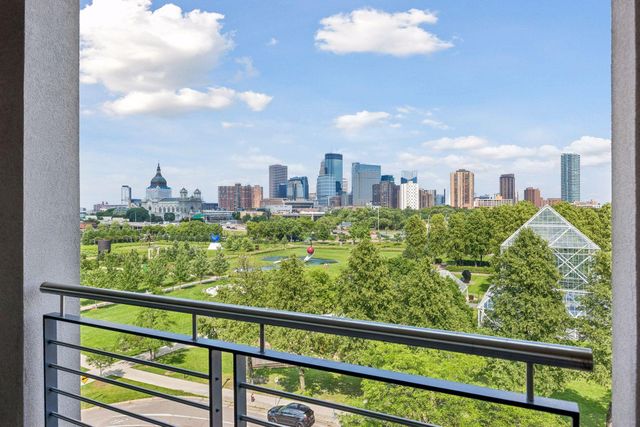 301 Kenwood Parkway 602, Minneapolis, MN 55403