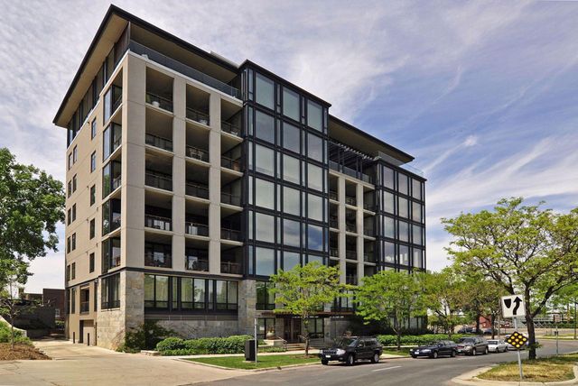 301 Kenwood Parkway 602, Minneapolis, MN 55403