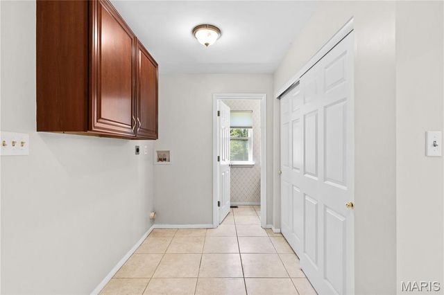 11546 Conway Road, St Louis, MO 63131