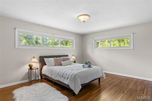 11546 Conway Road, St Louis, MO 63131