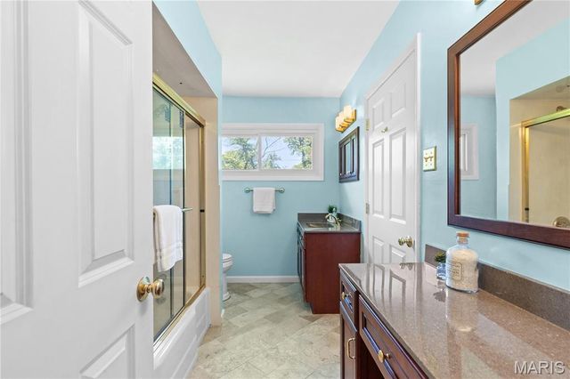 11546 Conway Road, St Louis, MO 63131