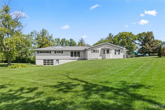 11546 Conway Road, St Louis, MO 63131
