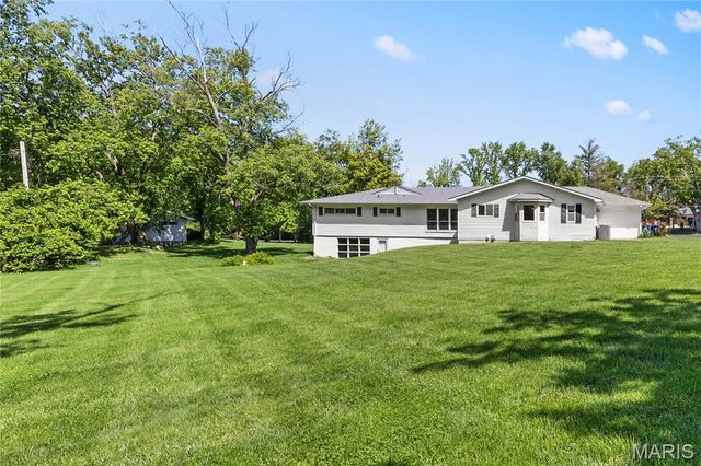 11546 Conway Road, St Louis, MO 63131