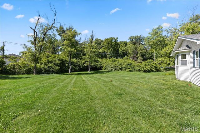 11546 Conway Road, St Louis, MO 63131