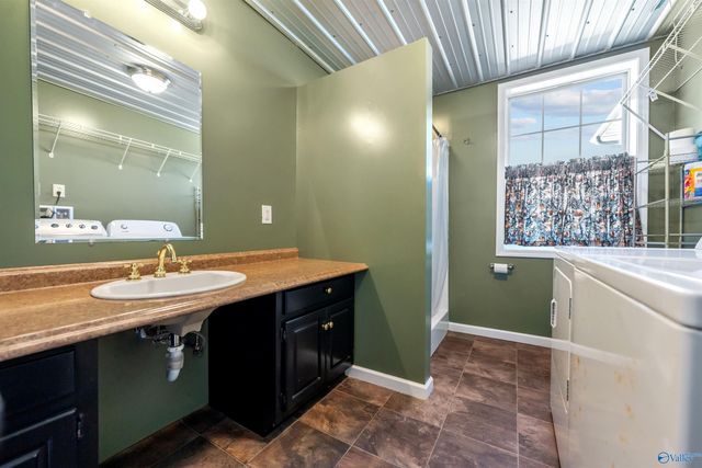 25558 Bain Road, Athens, AL 35613