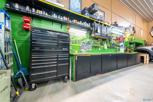 25558 Bain Road, Athens, AL 35613