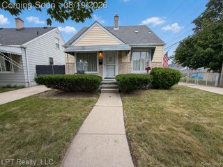 2266 Progress Avenue, Lincoln Park, MI 48146