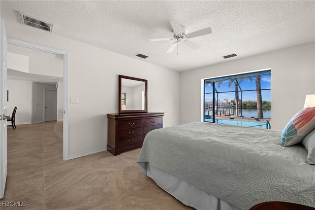 2758 8th AVE, St James City, FL 33956