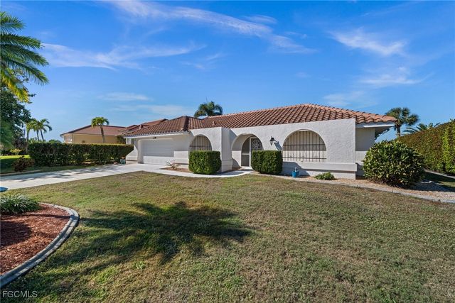 2758 8th AVE, St James City, FL 33956