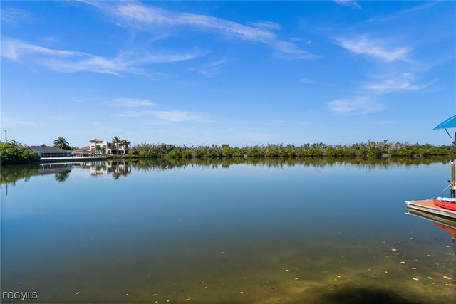 2758 8th AVE, St James City, FL 33956