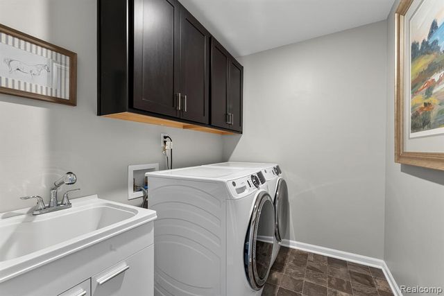 506 Maize Loop, Saline, MI 48176