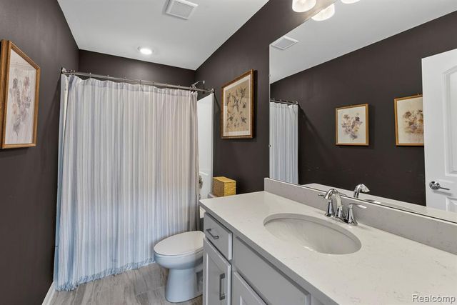 506 Maize Loop, Saline, MI 48176