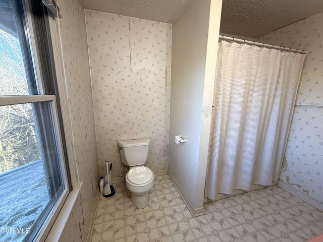 704 River Road, Church Hill, TN 37642