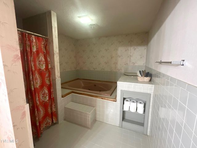 704 River Road, Church Hill, TN 37642